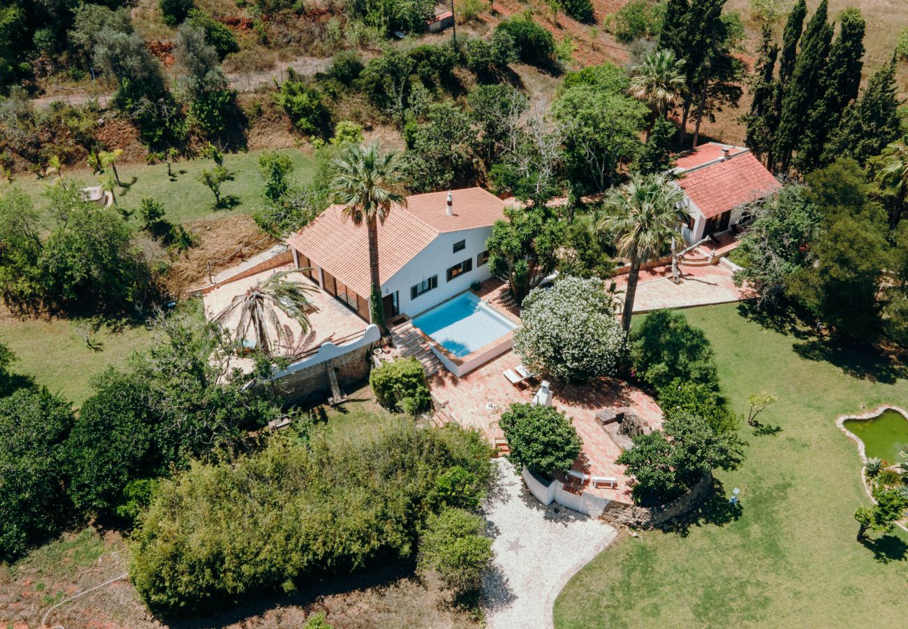 Landhaus in Odiáxere - Quinta da Alfarrobeira  – V062