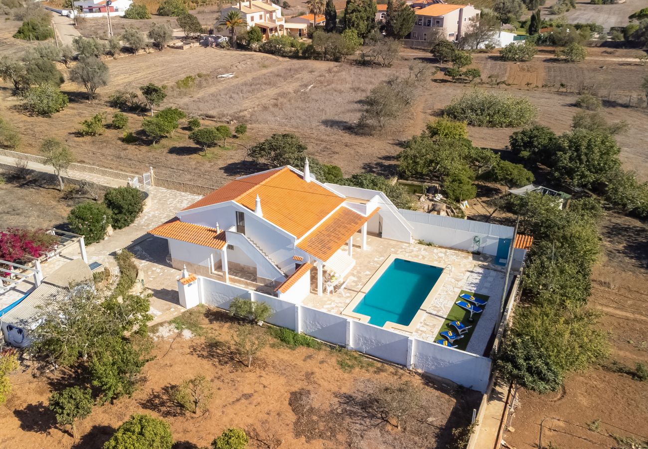 Villa in Montinhos da Luz - Casa Teresinha - V028